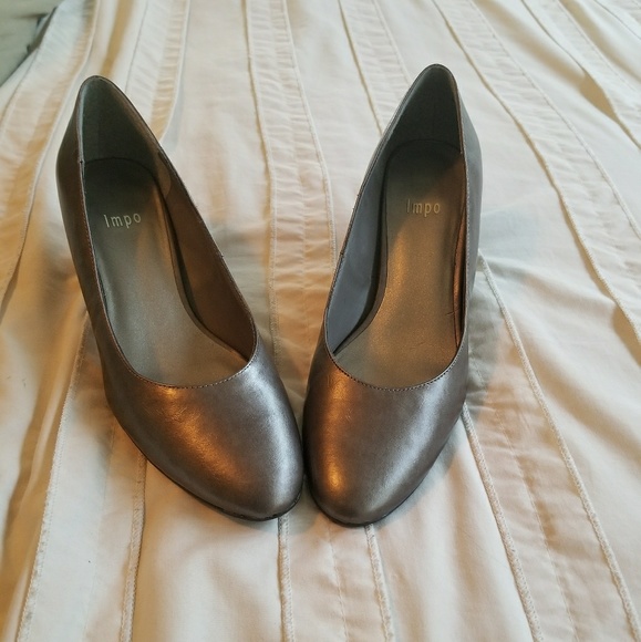High heel shoes - Picture 1 of 4